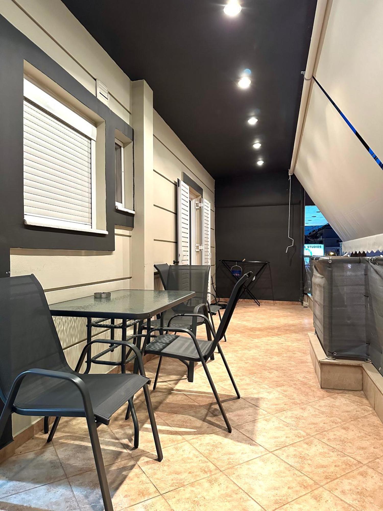 Ecco Apartments I نافبكْتوس المظهر الخارجي الصورة